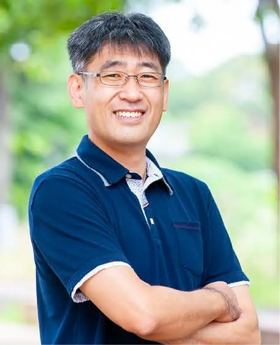 データサイエンス・AIイノベーション研究推進センター長 来嶋 秀治
